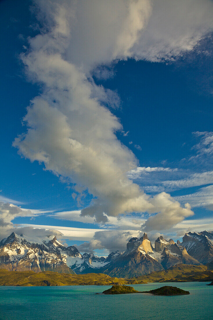 Granite peaks in spring, Lake Pehoe, Torres del Paine, Torres del Paine National Park, Patagonia, Chile