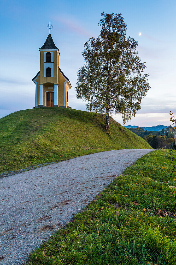 Little chapel in the vineyards. Kranach, Gamlitz, Styria, Austria