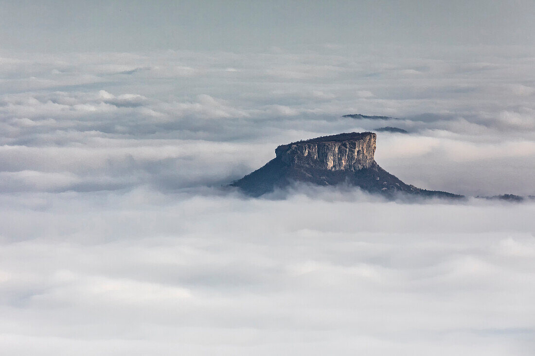 the bismantova stone emerges from the fog, Reggio Emilia province, Emilia Romagna district, Italy, Europe