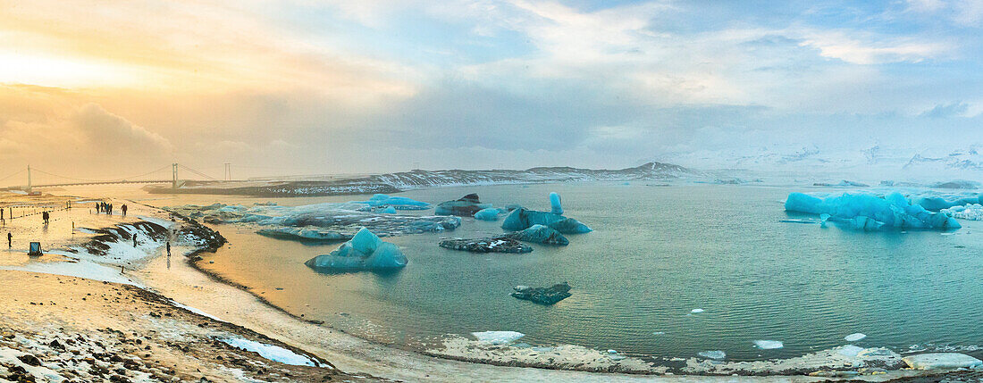 Beautiful panoramic scenery with icebergs at Jokulsarlon glacier lagoon, Iceland