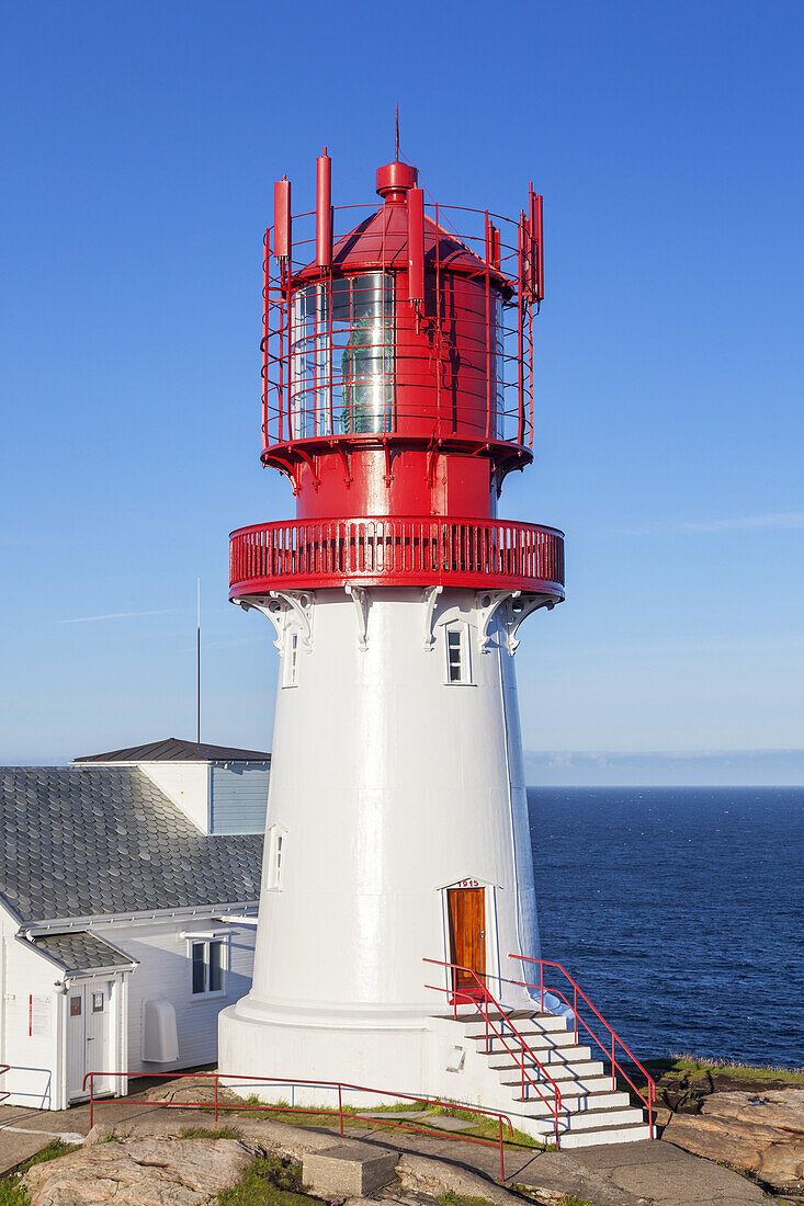 Leuchtturm Lindesnes fyr am Kap Lindesnes, Skagerak, Nordsee, Vest-Agder, Sørlandet, Südnorwegen, Norwegen, Skandinavien, Nordeuropa, Europa