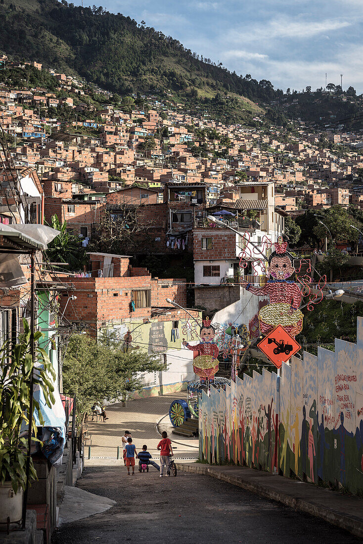Armenviertel von Medellin, Departmento Antioquia, Kolumbien, Südamerika