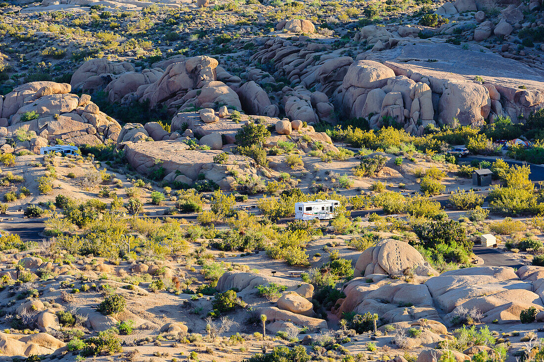 Camping im Joshua-Tree-Nationalpark, Kalifornien, USA