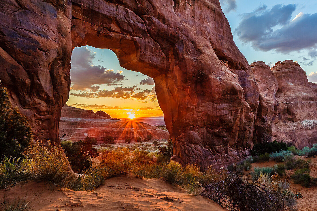 Pine Tree Arch, Arches National parc, Utah, USA
