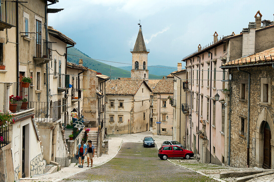 Das Zentrum von Pescocostanzo ist bis heute unverfälscht, Pescocostanzo, Abruzzen, Italien