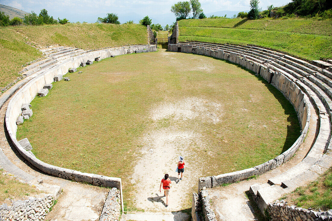 The ruins of the Roman settlement Alba Fucens