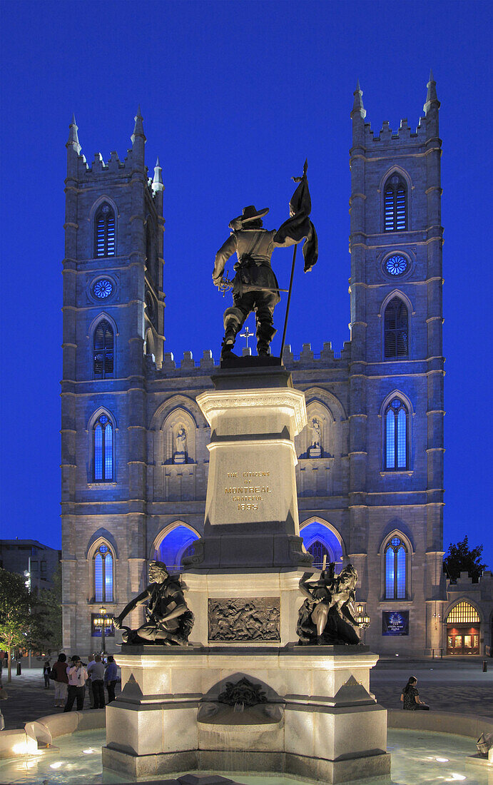 canada, quebec, montreal, place d'armes, maisonneuve statue, notre-dame church