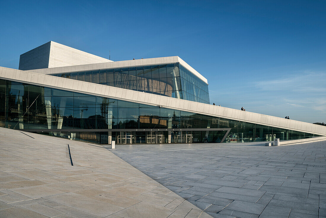 the New Opera House in Oslo, Norway, Scandinavia, Europe