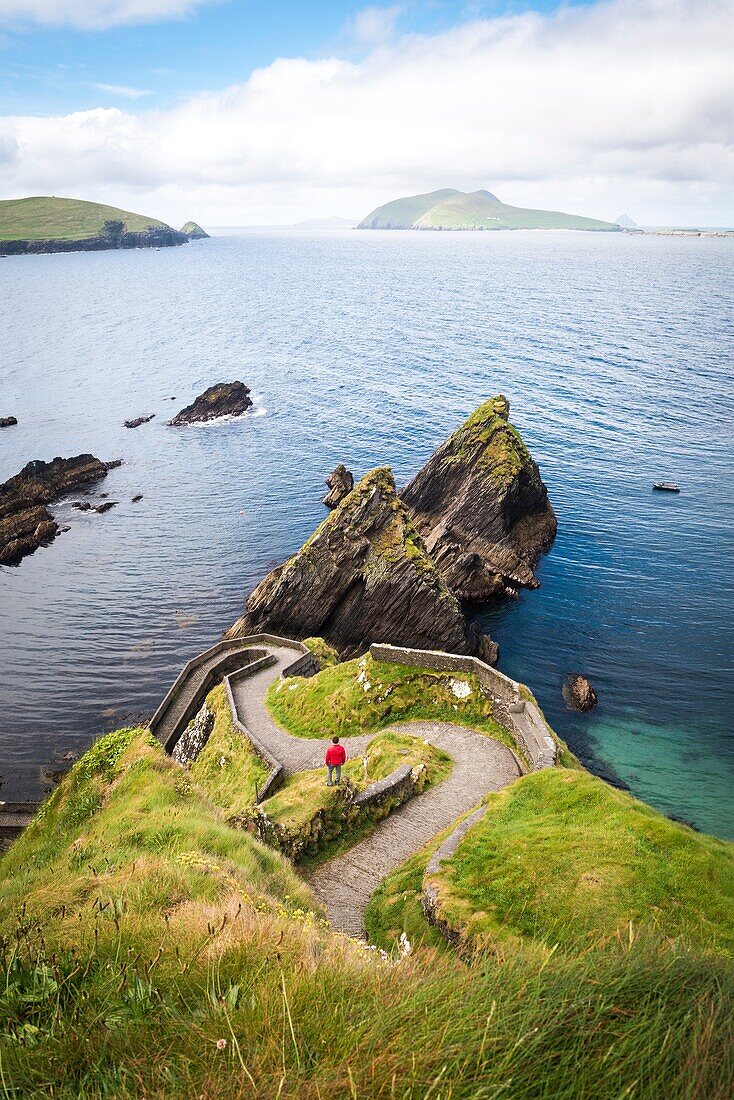 Dunquin pier, Dingle peninsula, County Kerry, Munster province, Ireland, Europe.