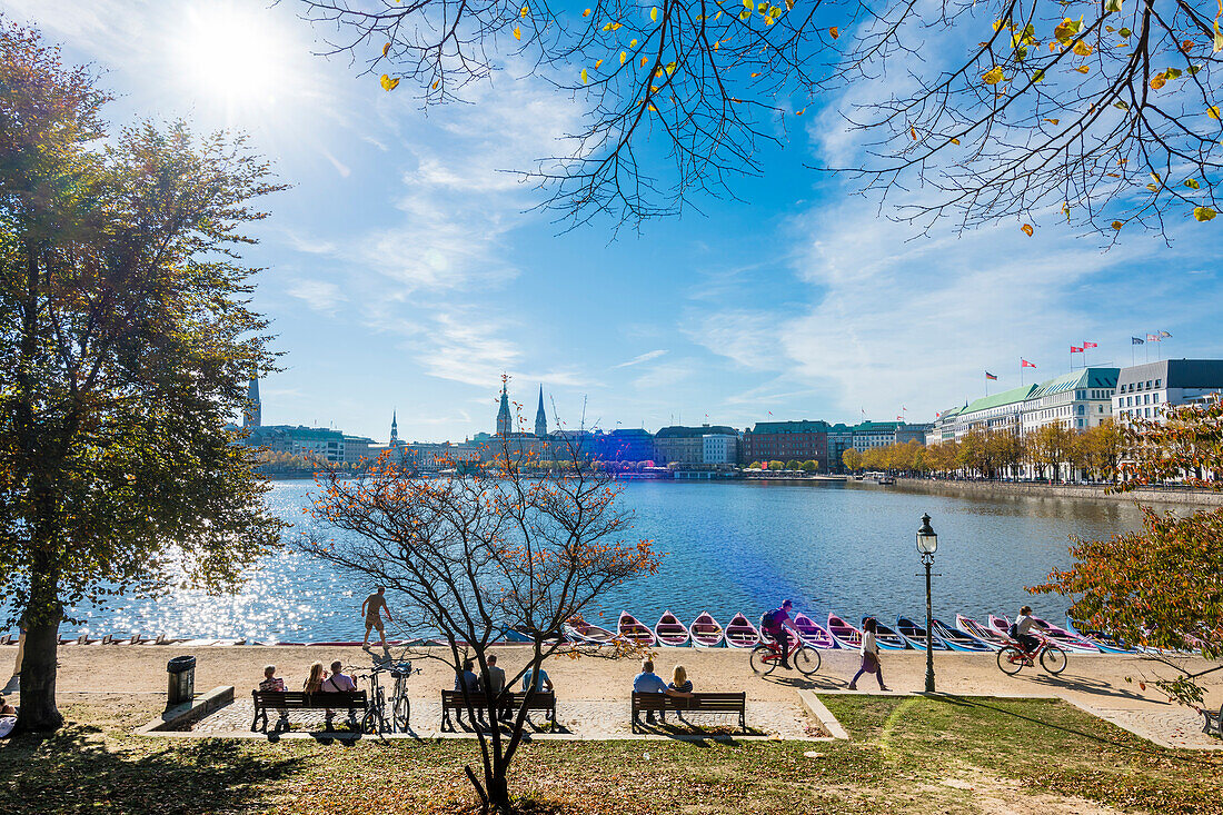 Sunny Autumn Day, Binnenalster, Hamburg, Germany