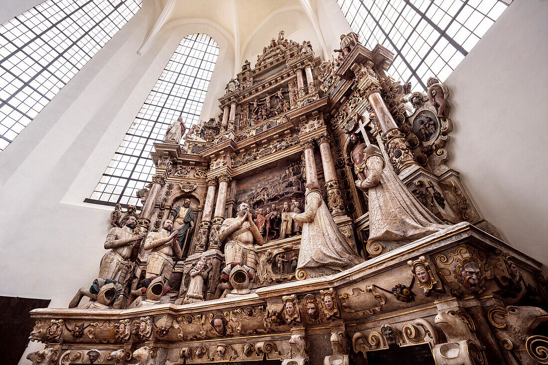 prächtiger Altar in Moriz Kirche, Coburg, Oberfranken, Bayern, Deutschland