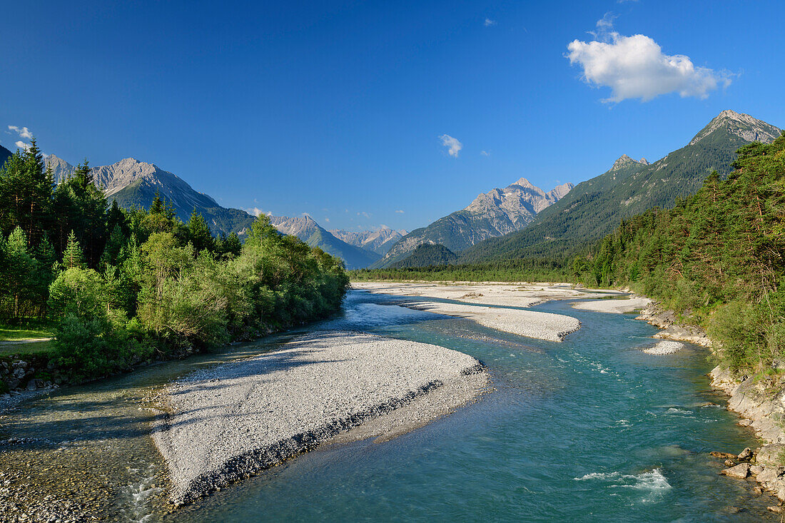 River Lech and valley of Lech with Lechtal Alps and Allgaeu Alps, Lechweg, Forchach, valley of Lech, Tyrol, Austria