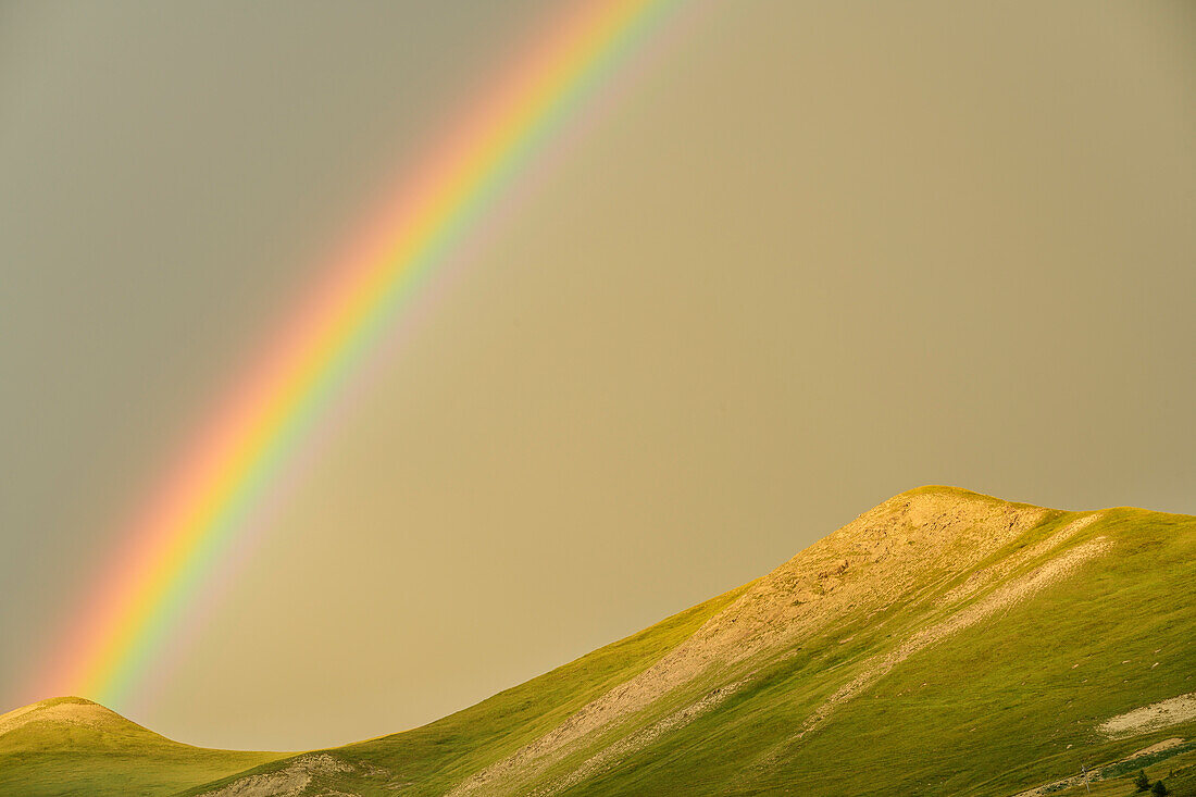 Rainbow above ridge, National Park Ecrins, Dauphine, Dauphiné, Hautes Alpes, France