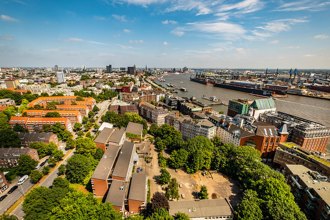 View to the skyline of Hamburg with the Elbphilharmonie and the sportharbour, Hamburg, North Germany, Germany