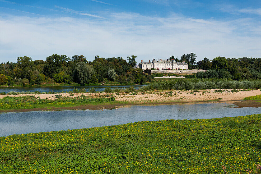 kleines Schloss an der Loire, bei Chaumont-sur-Loire, Loire, Département Loir-et-Cher, Frankreich