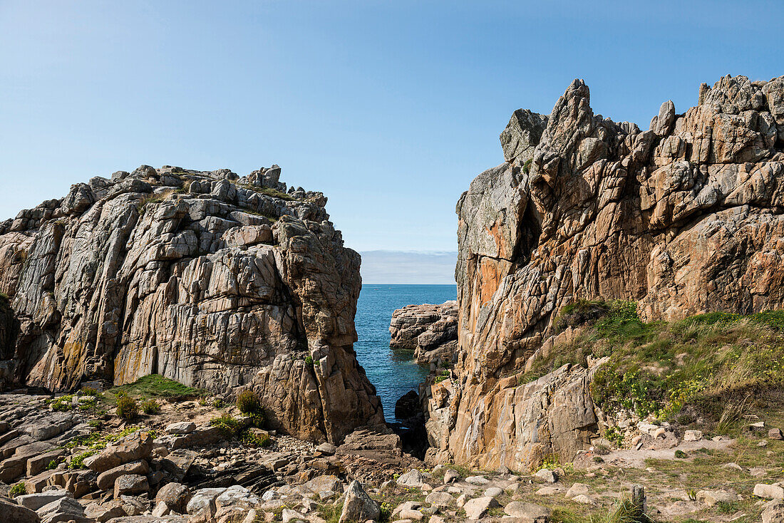 La Gouffre, Plougrescant, Côte de Granit Rose, Cotes d'Armor, Brittany, France