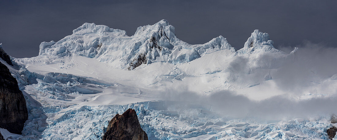 Eispilze am Cerro Grande, von Campo de Hielo Sur, Nationalpark Los Glaciares, Patagonien, Argentinien