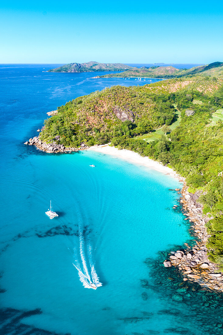 Luftaufnahme von Anse Georgette, Insel Praslin, Seychellen, Afrika