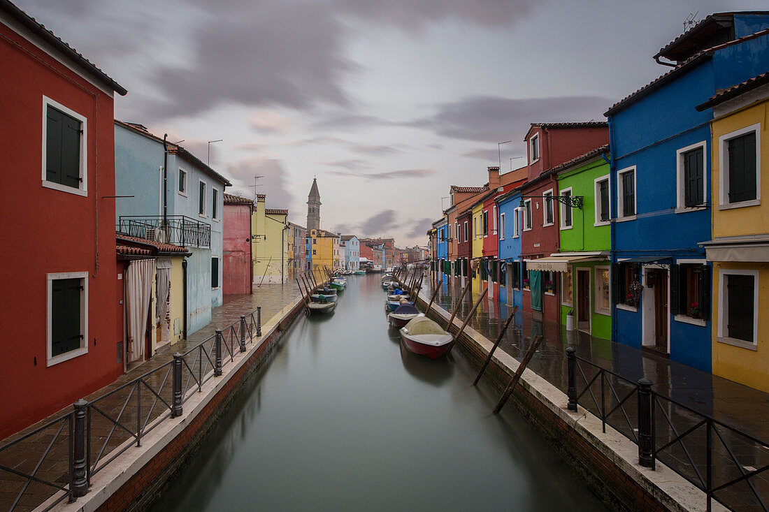 Bunte Häuser auf der Burano Insel, Venedig, Venetien, Italien