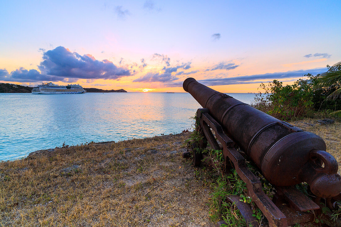 Alte Kanone, Fort James, St, Johns, Antigua, Antigua und Barbuda, Karibik, Inseln über dem Winde, Antillen