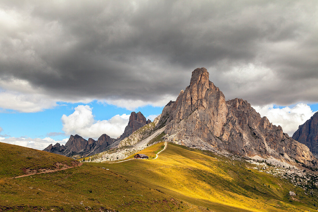 View on the Giau pass, Dolomites, Giau pass, Belluno, Veneto, Italy