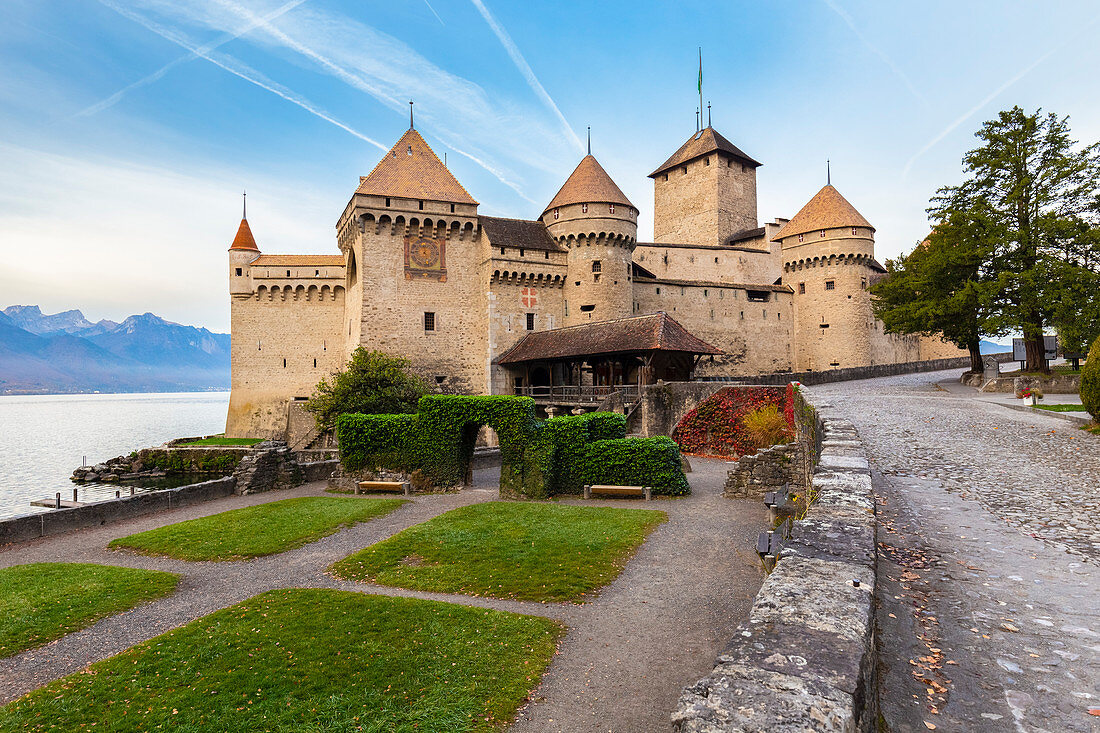 View of the Chillon castle on Lake Geneva. Veytaux, Montreux, Canton of Vaud, Switzerland.