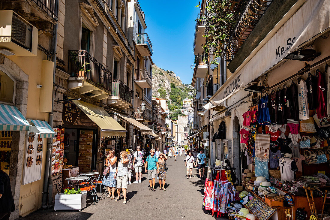 Old town and shoppingstreets of Taormina, Sicily, South Italy, Italy