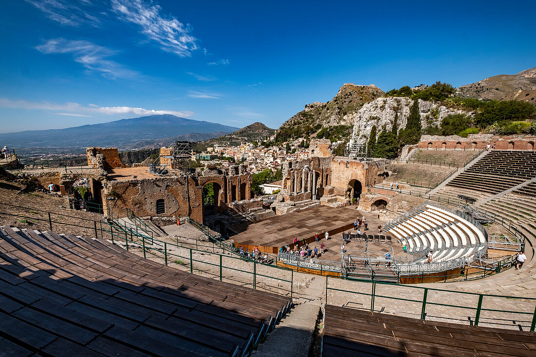 View to the Teatro di Antico of Taormina with Etna and the Sea in the backround, Taormina, Sicily, South Italy, Italy