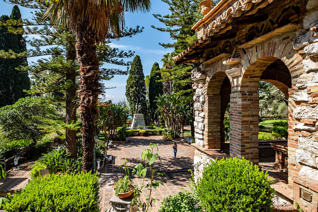 Römischer Garten in Taormina, Sizilien, Süditalien, Italien
