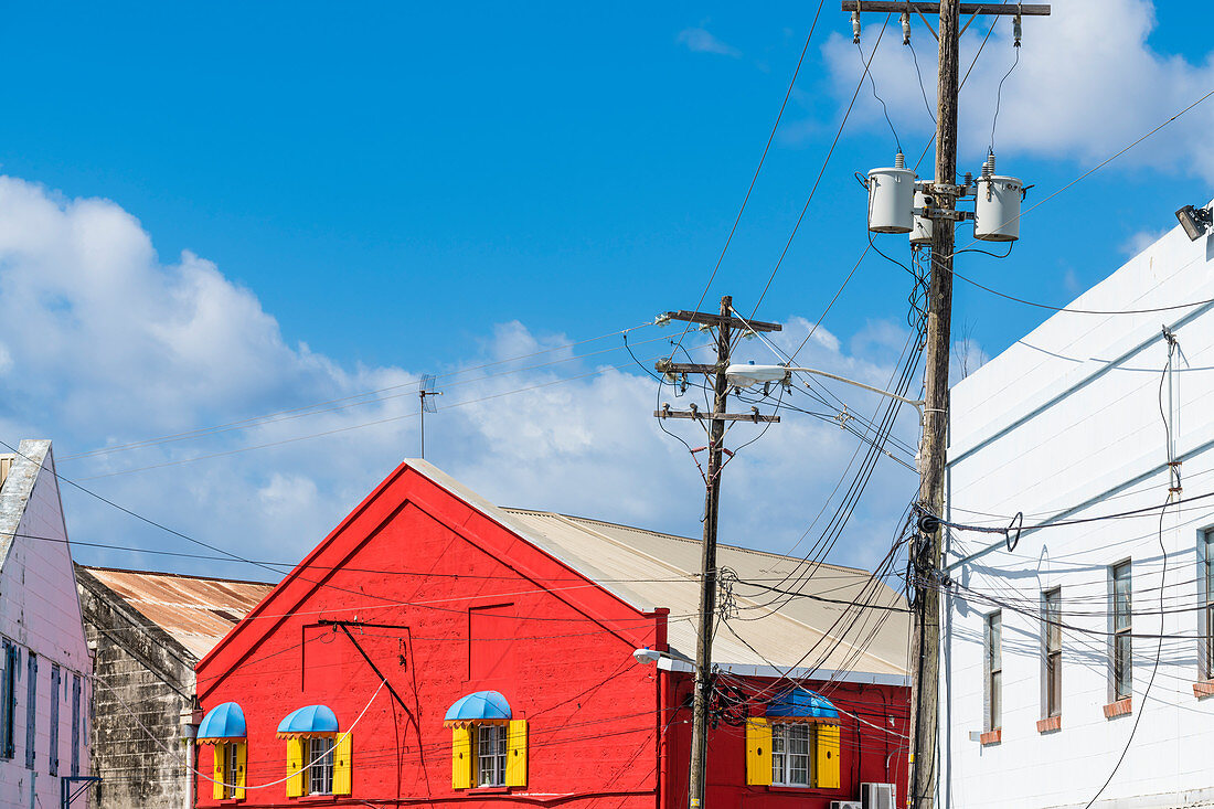 Rotes Haus in der Altstadt von Bridgetown, Barbados, Karibik, Kleine Antillen