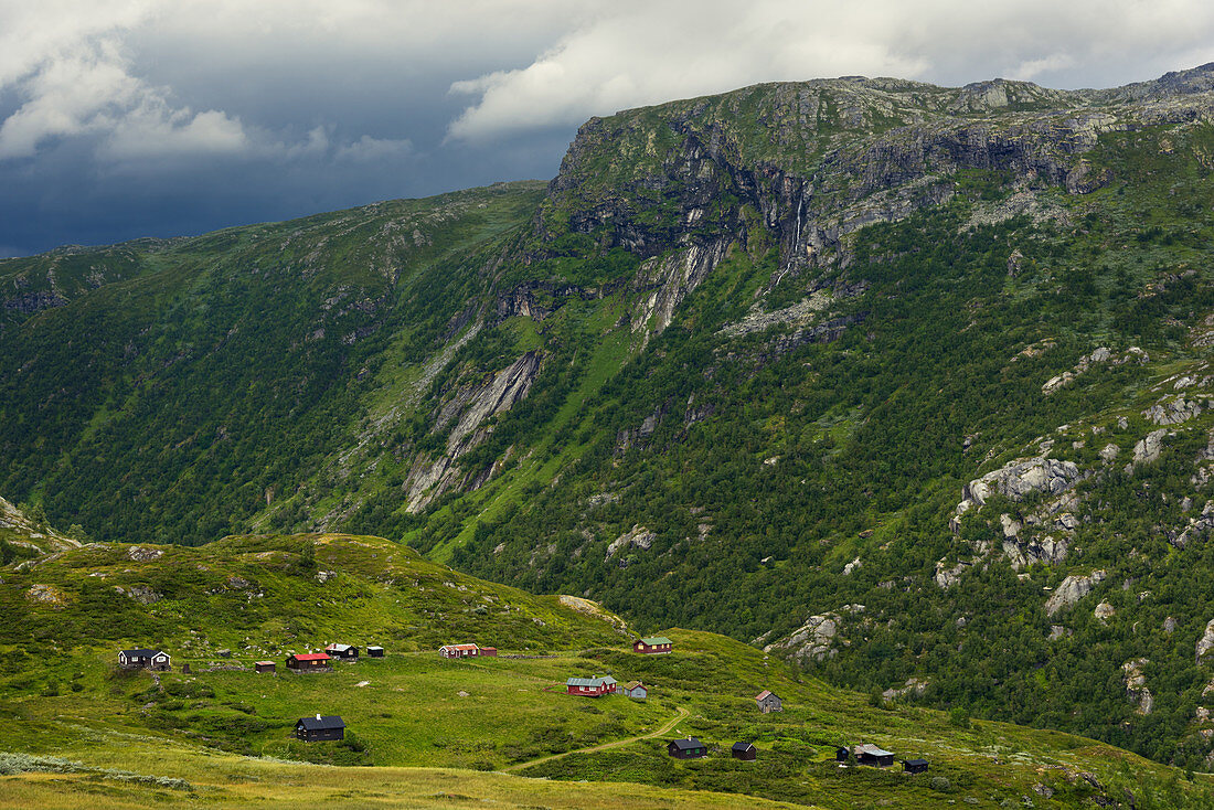 Das Bergdorf Bergsdalen im Hochland von Sognefjellet, Oppland, Fjordane, Norwegen, Europa