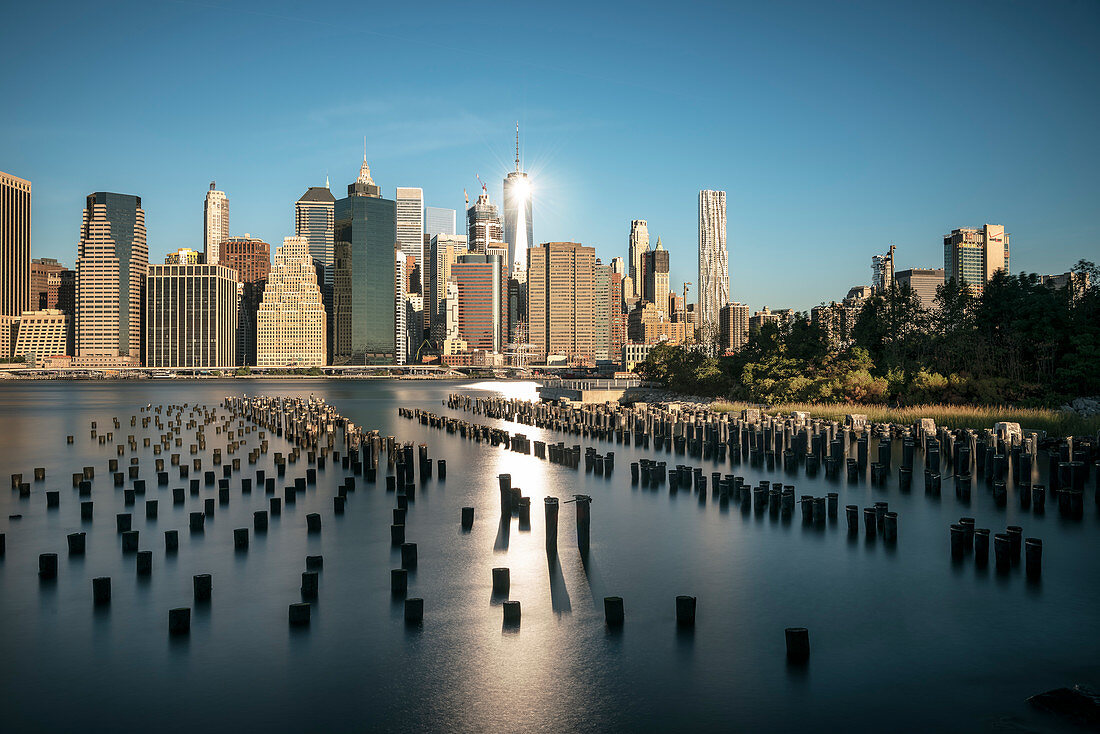 Blick auf Skyline von Manhattan mit dem ONE World Trade Center, New York City, Vereinigte Staaten von Amerika, USA, Nordamerika