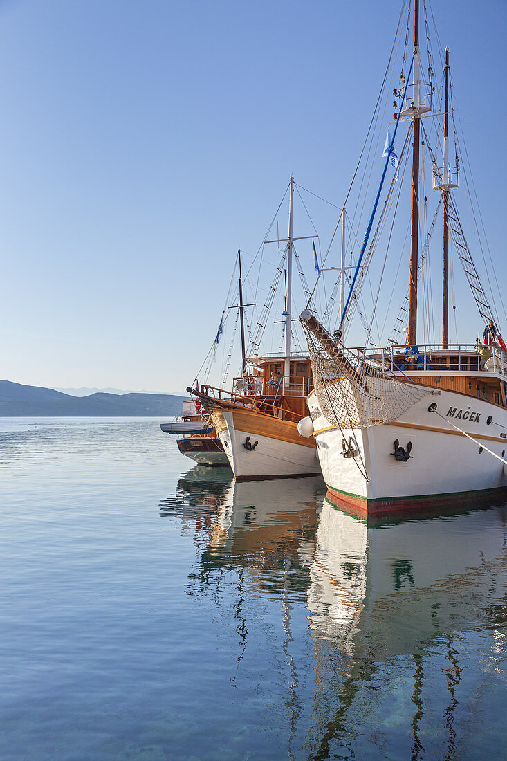 Motor sailing ship in the harbour of Krk on the island Krk, kvarner bay, Mediterranean Sea, Primorje-Gorski kotar, North Croatia, Croatia, Southern Europe, Europe