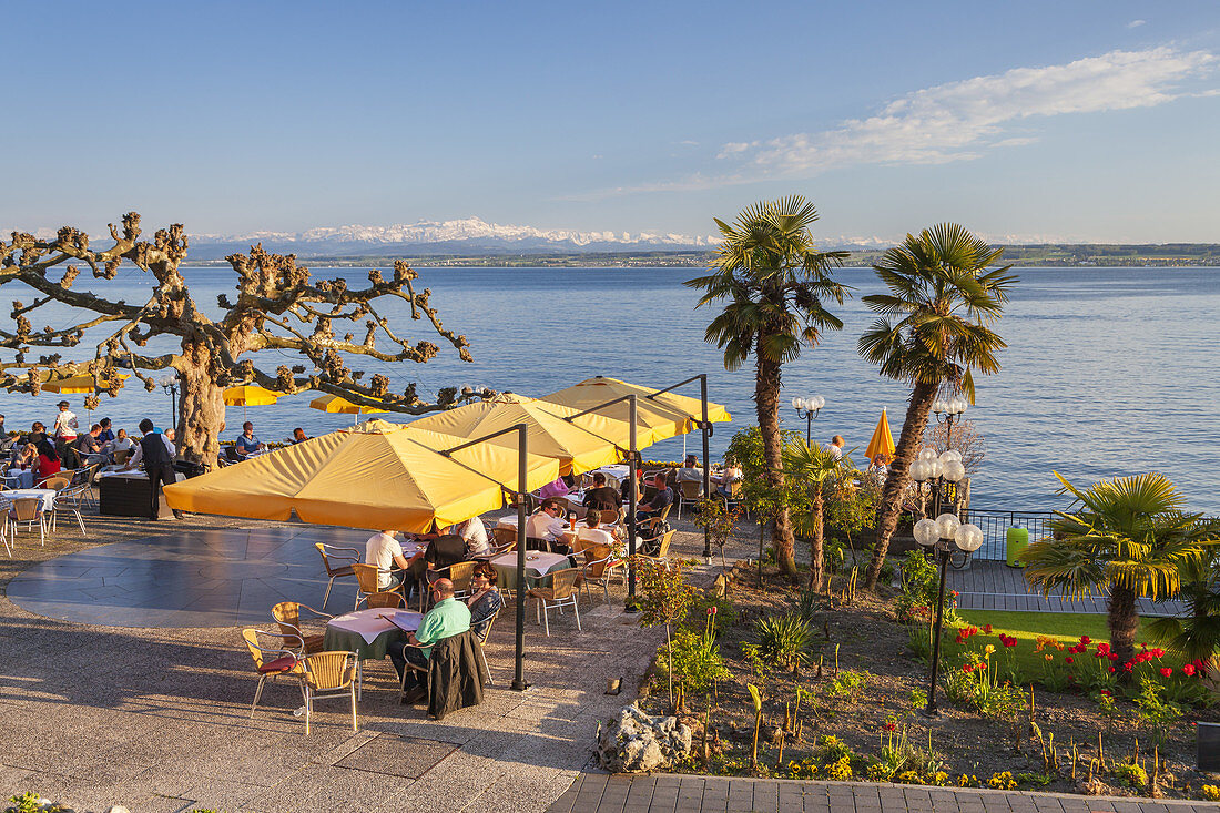 Restaurant in Meersburg on lake Constance with view over the lake to the Appenzell Alps in Eastern Switzerland, Meersburg, Baden, Baden-Wuerttemberg, South Germany, Germany, Central Europe, Europe