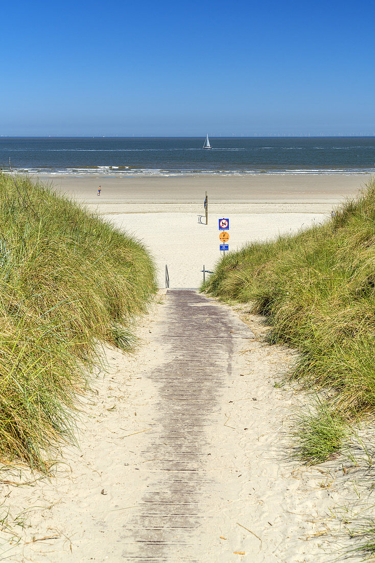 Strandaufgang auf der Insel Norderney, Ostfriesland, Niedersachsen, Norddeutschland, Deutschland, Europa