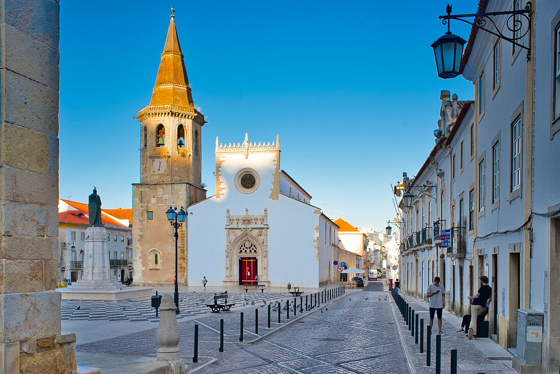 Tomar, Republic Square with Sao Joao Baptista Church, Santarém district, Estremadura, Portugal,