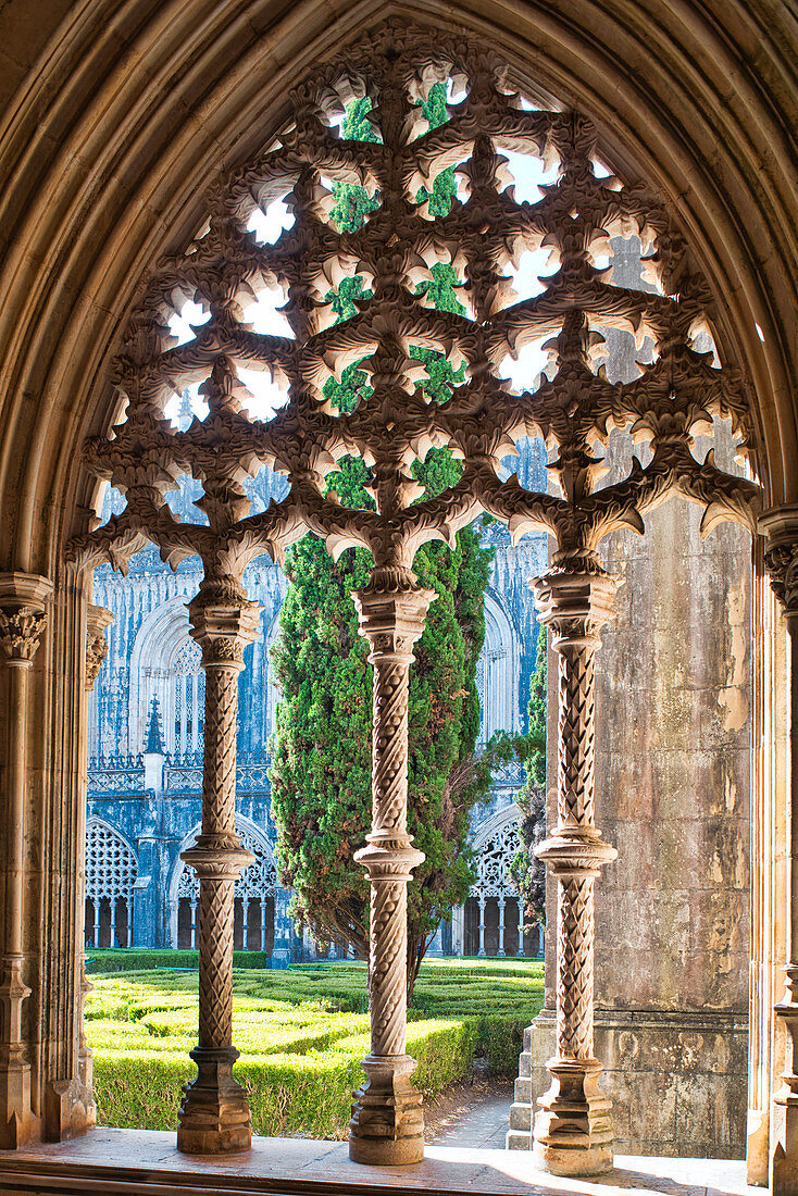 Königlicher Kreuzgang im Dominikanerkloster Santa Maria da Vitória in Batalha, Estremadura, Zentralportugal, Portugal