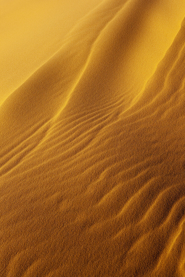 Nahaufnahme von feinem Sand in der Erg Chebbi Wüste, Erg Chebbi, Merzouga, Errachidia, Marokko