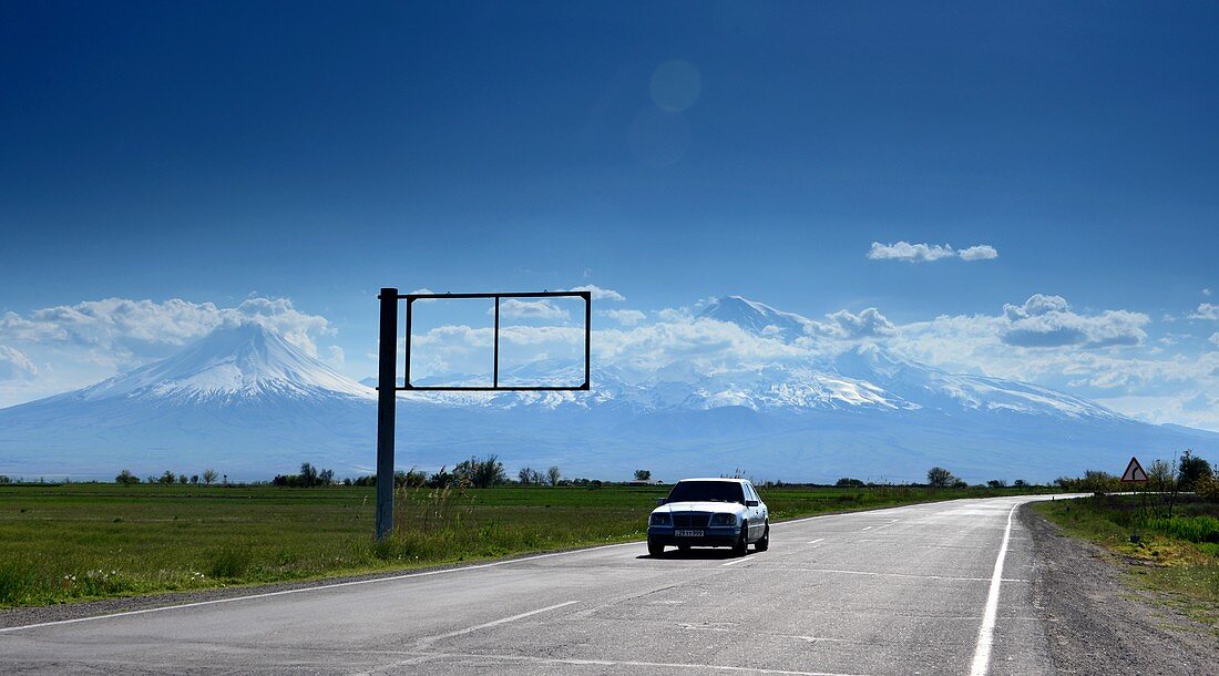 on the main road overlooking the mother of the mountain, the Ararat at Chor Wirap, Armenia, Asia