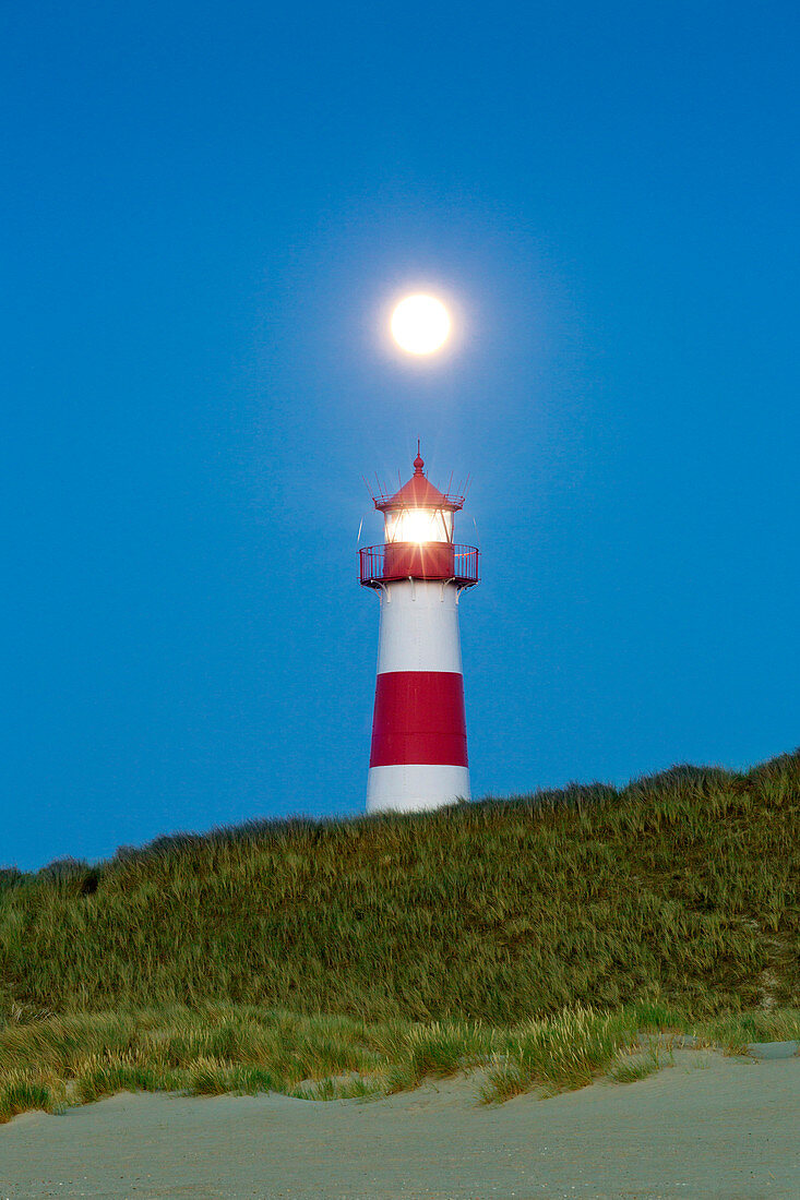 Lighthouse at Ellenbogen, Sylt, North Sea, Schleswig-Holstein, Germany