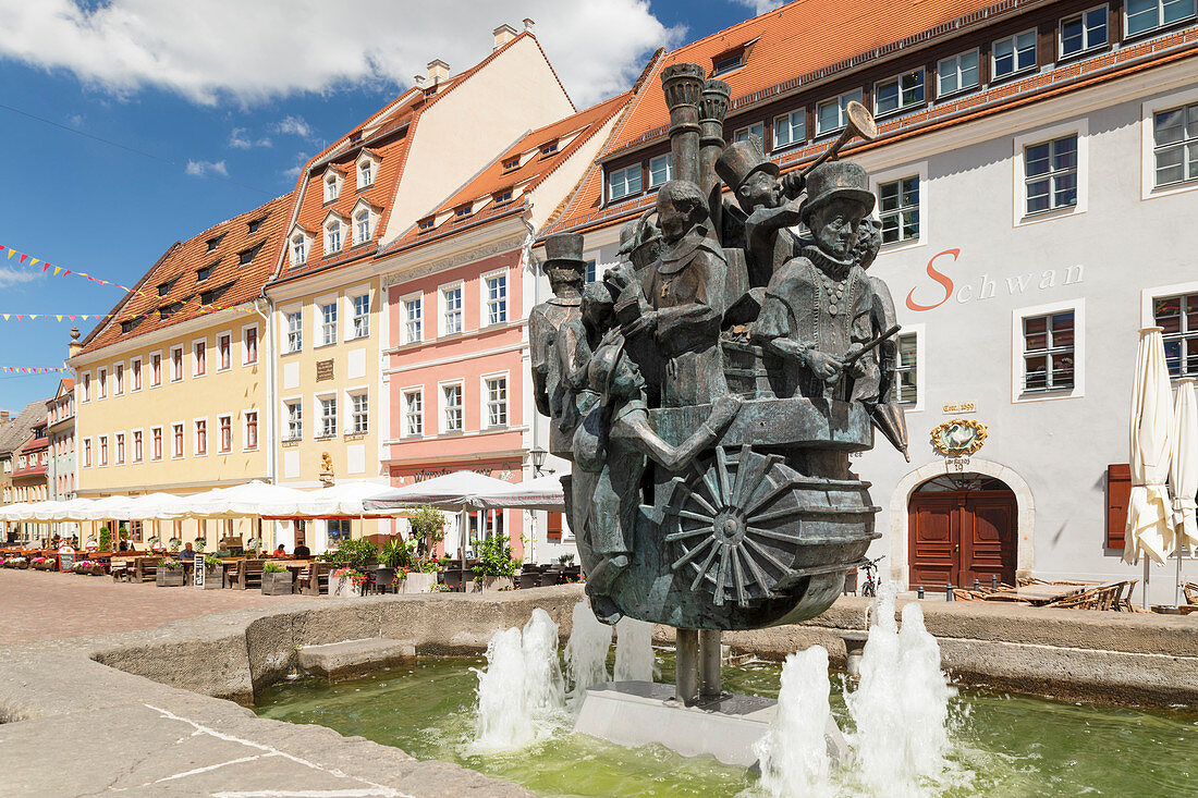 Fountain at Untermarkt, Pirna, Saxon Switzerland, Saxony, Germany, Europe