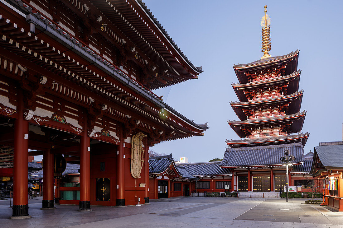 Senso-ji Tempel, ein alter buddhistischer Tempel im Asakusa Bezirk, Tokyo, Japan, Asien