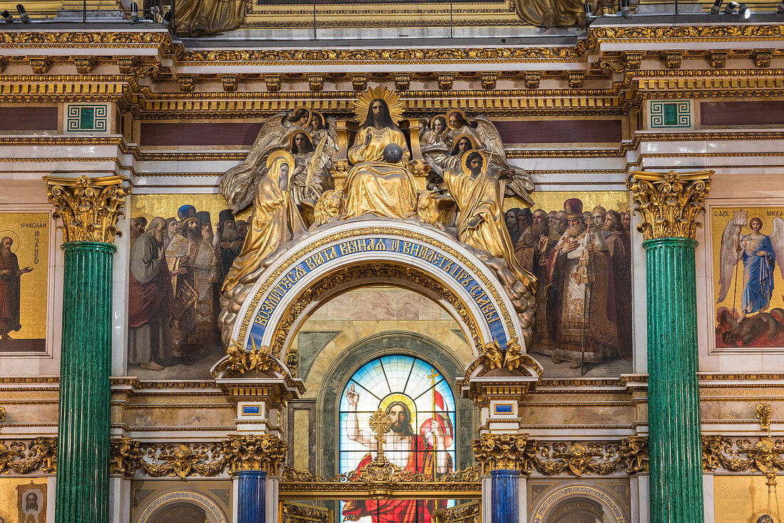 Details der dekorierten Innenräume der Isaakskathedrale. Sankt Petersburg, Russland