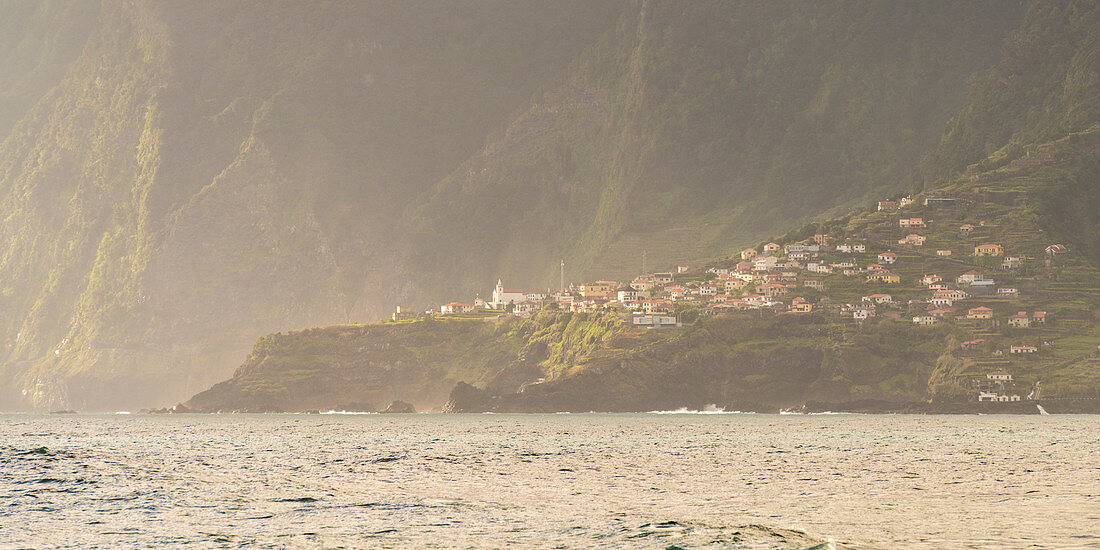 Das Dorf Seixal, Gemeinde Porto Moniz, Region Madeira, Portugal