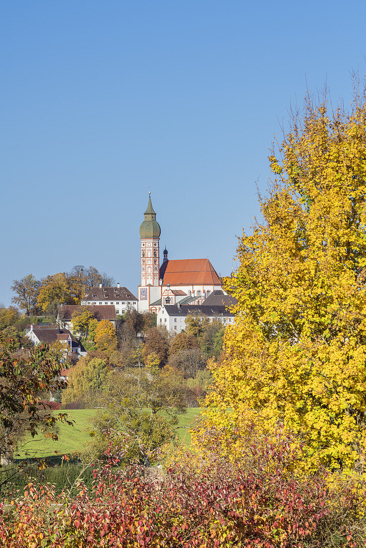 Wallfahrtskirche Kloster Andechs auf dem "Heiligen Berg Bayerns", Fünfseenland, Oberbayern, Bayern, Deutschland
