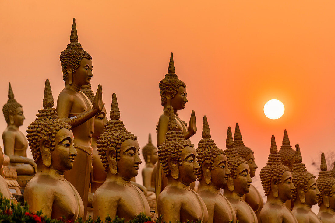 Der Goldene Buddha von Wat Phu Salao, Pakse, Laos