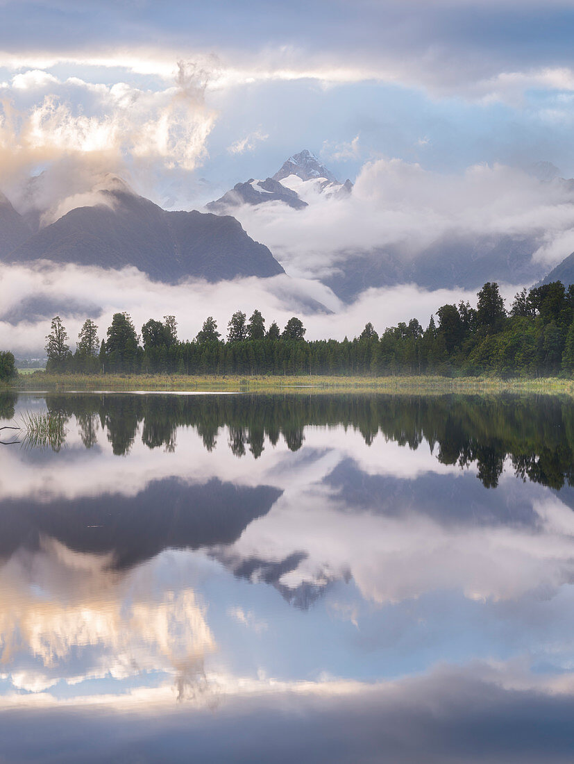 Lake Matheson, Mount Cook, Westland National Park, West Coast, South Island, New Zealand