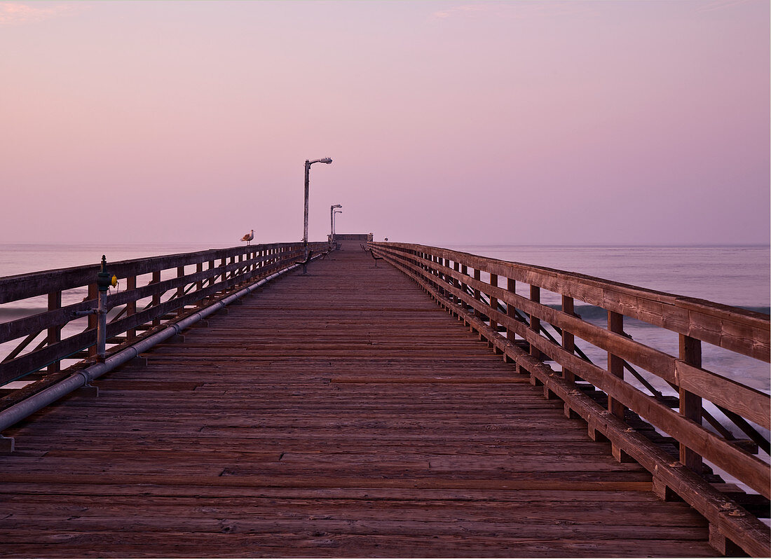 Strandpromenade in Dawn, Cayucos, Kalifornien, USA