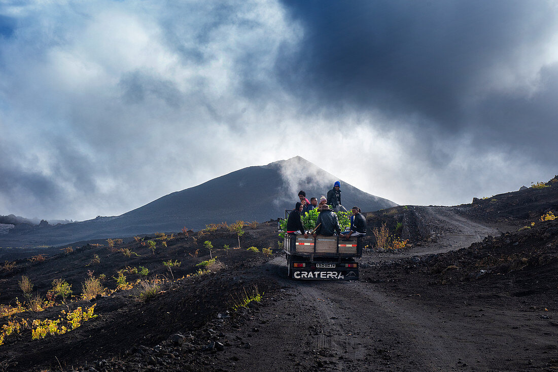 Cape Verde, Island Fogo, NationalPark Fogo, Village Cha,landscape, Active Vulcano, Lavafields, coffee, wineyards, wine,farmers, working the land