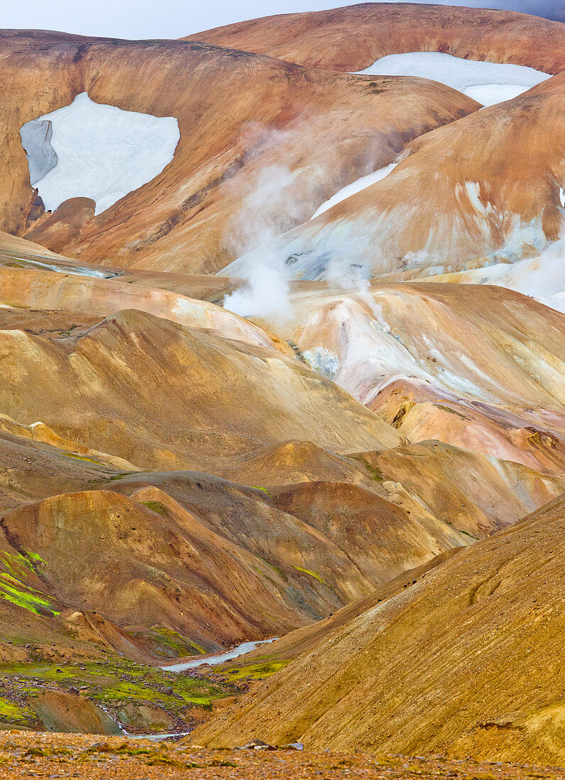 Rhyolith-Berge und geothermische Entlüftungsöffnungen, Kerlingarfjoll, Island